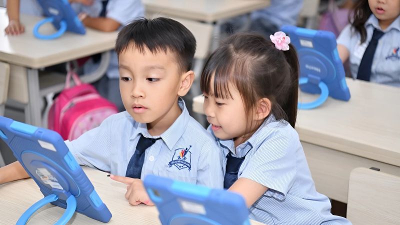 Công nghệ giáo dục